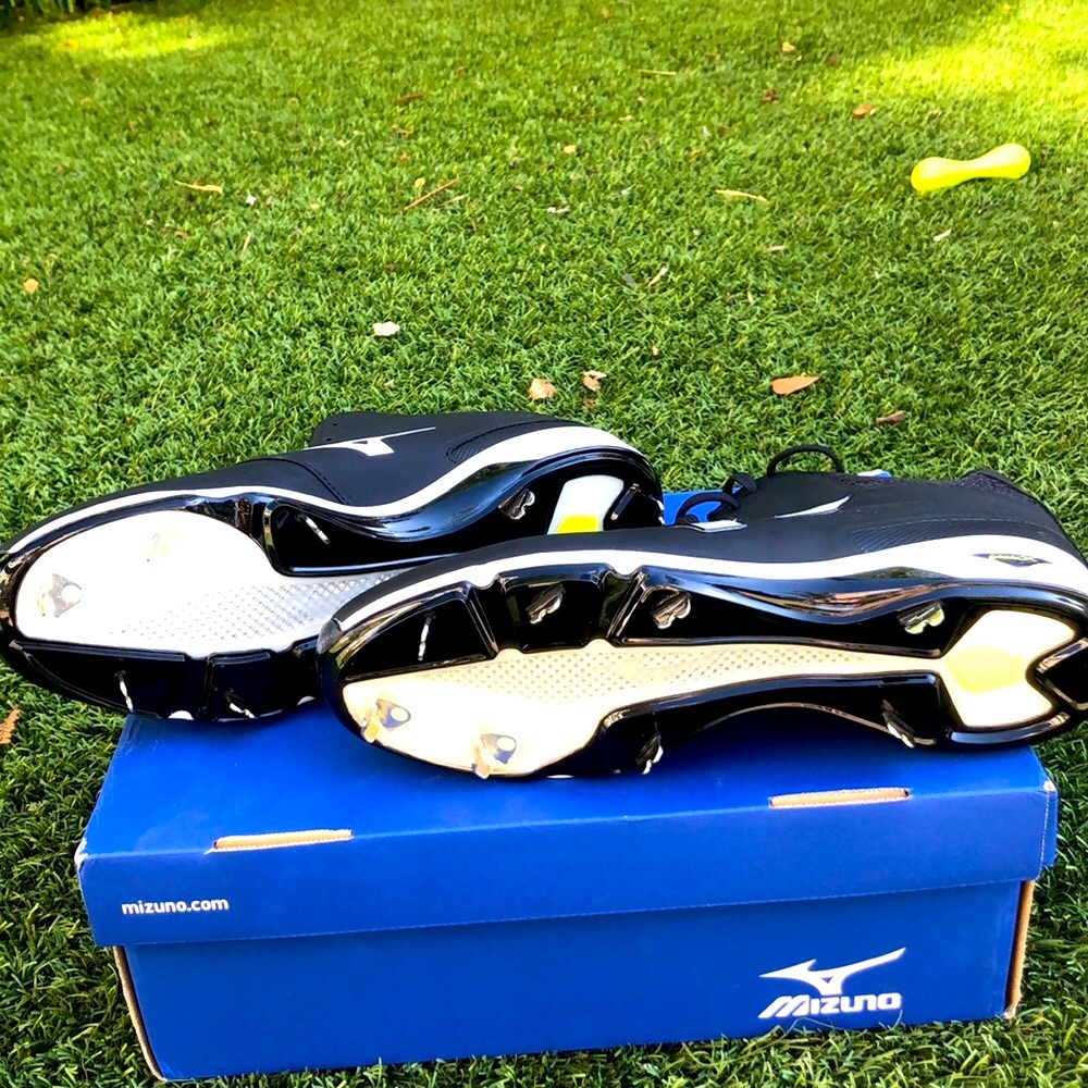 MIZUNO Baseball Metal Cleats⚾️ Mens 13  BRAND NEW! - Picture 3 of 7